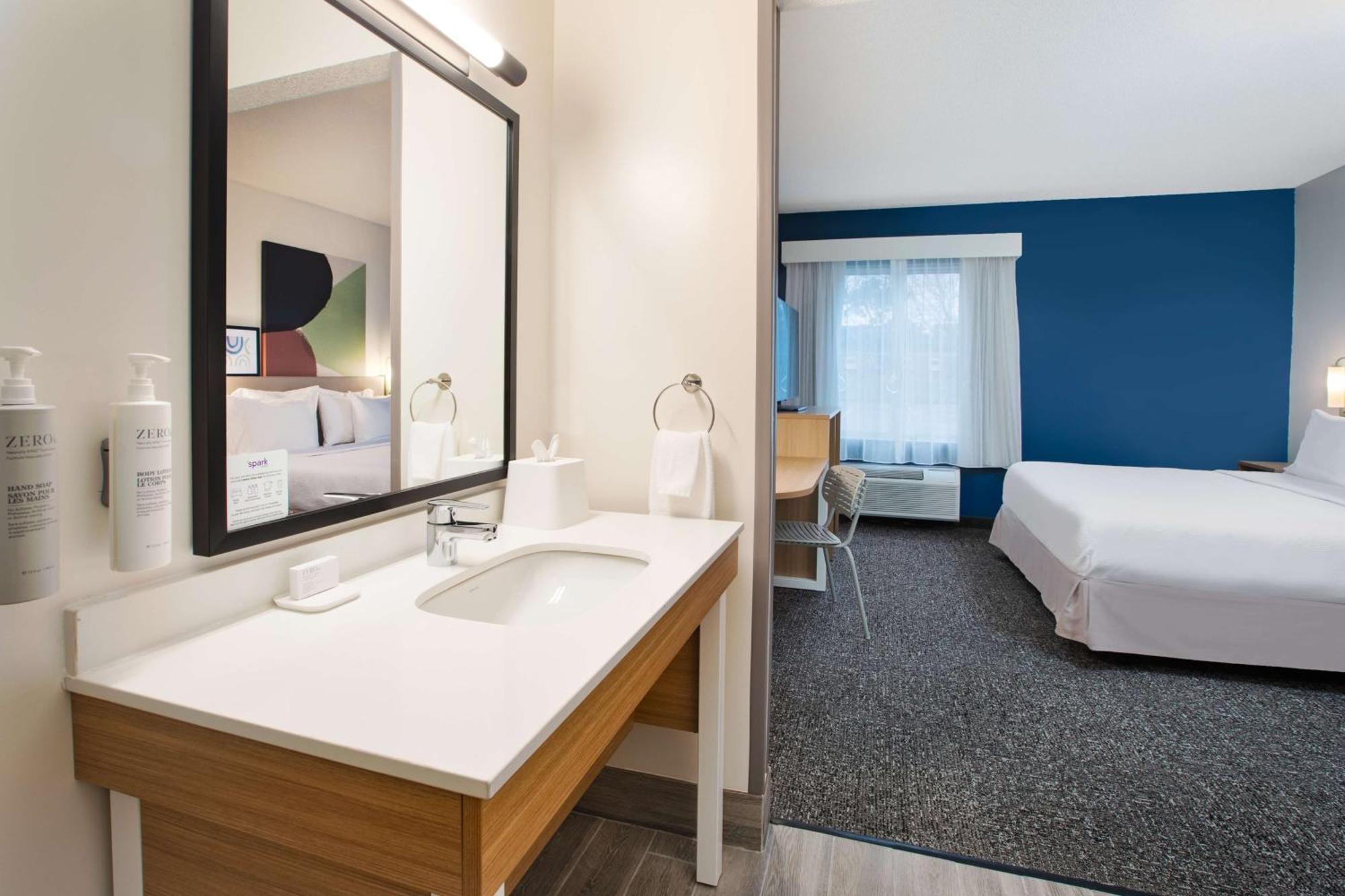 Spark By Hilton Walker Grand Rapids North Bagian luar foto