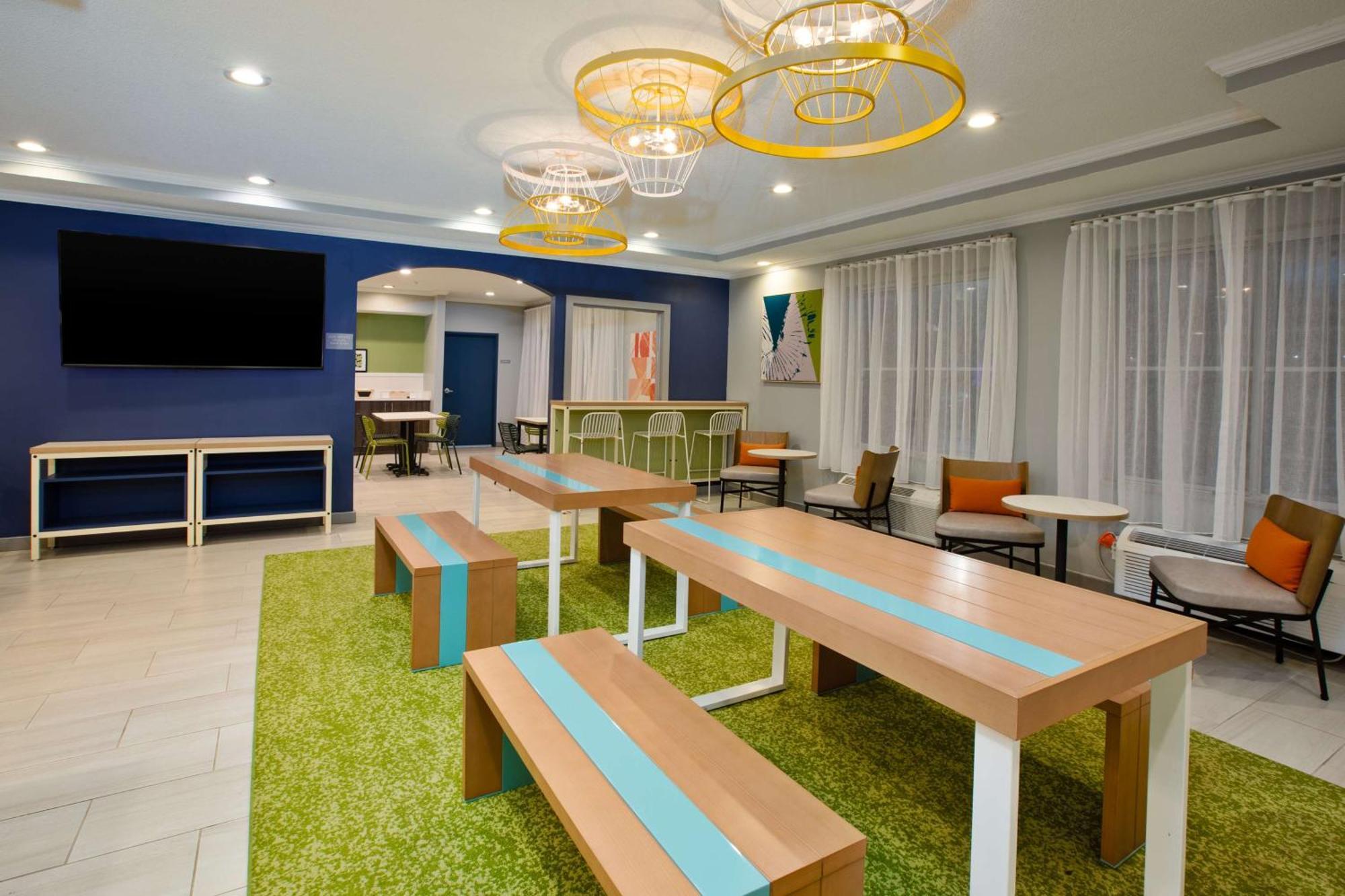 Spark By Hilton Walker Grand Rapids North Bagian luar foto